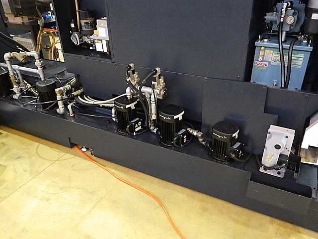 H016947 五軸加工機 牧野フライス製作所 D500_9