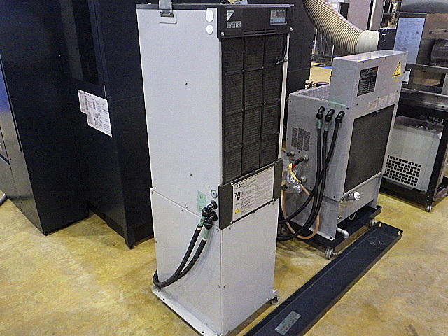 H016947 五軸加工機 牧野フライス製作所 D500_12