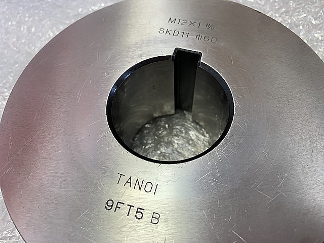 A112279 転造丸ダイス -- M12×1 H/8_3