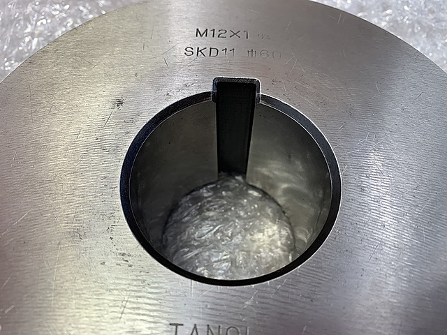 A112279 転造丸ダイス -- M12×1 H/8_4