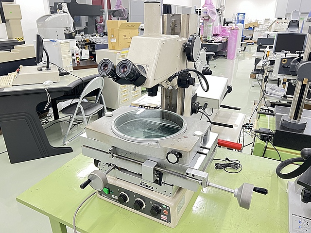 C146838 顕微鏡 ニコン MM-22
