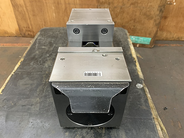 C153253 ロックタイト油圧バイス ナベヤ FA VISE125_3
