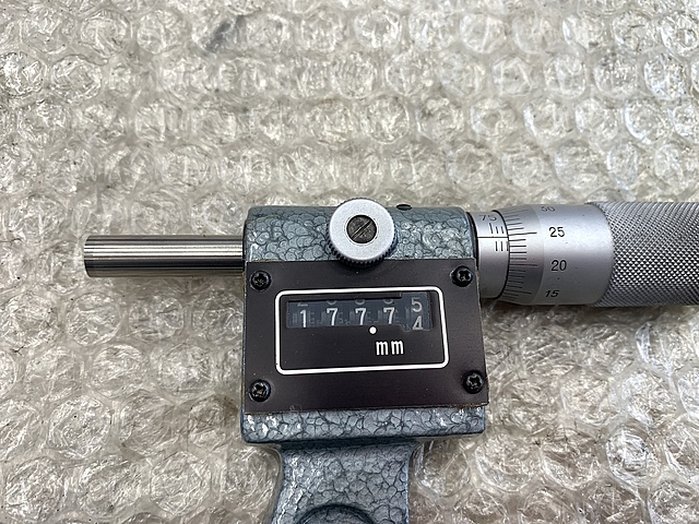 C154478 カウント式外側マイクロメーター ミツトヨ M810-200(193-108)_1