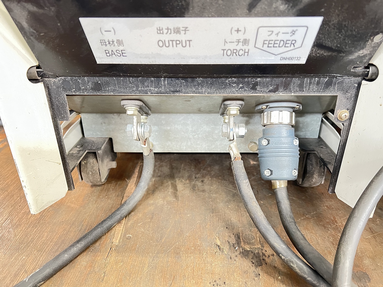 C141438 半自動溶接機 パナソニック YD-160SL7 | 株式会社 小林機械 C141438 半自動溶接機 パナソニック YD-160SL7 | 株式会社 小林機械