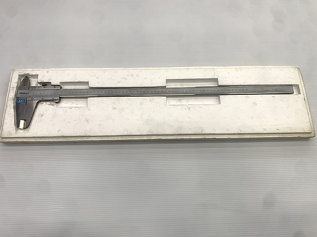 C157162 アナログノギス ミツトヨ 600_0
