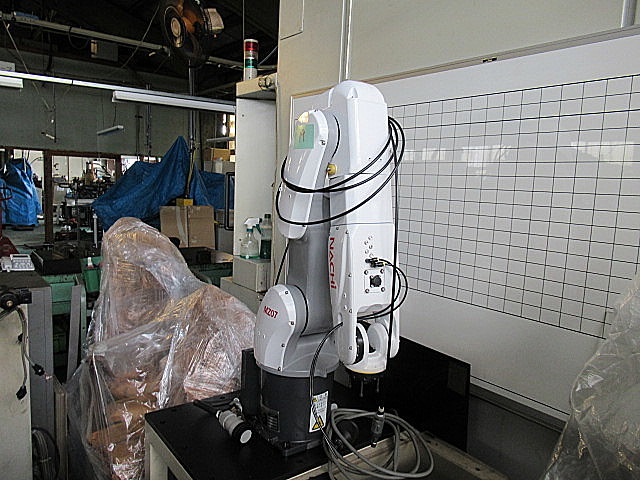 G005132 ロボット 不二越 MZ07