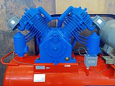 C153514 レシプロコンプレッサー 明治機械製作所 H-15 | 株式