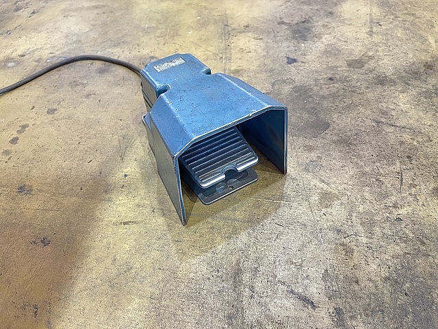 C156790 テーブルスポット溶接機 向洋技研 NK-02HE68_4