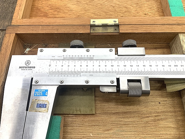 C158987 長尺ノギス ミツトヨ CM200(160-113)_2