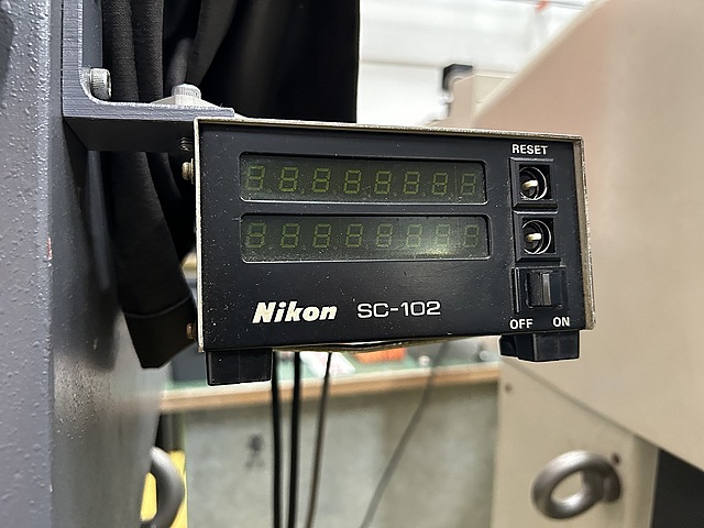 C132685 投影機 ニコン V-20A_1