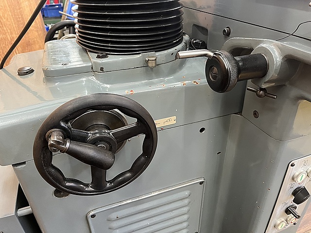 P008449 工具研削盤 牧野フライス製作所 C-40_6