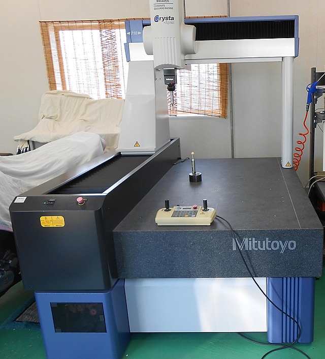 G004974 ＣＮＣ三次元測定機 ミツトヨ Crysta-Apex710