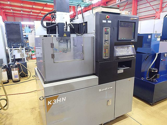 P008490 ＮＣ細穴放電加工機 ソディック K3HN