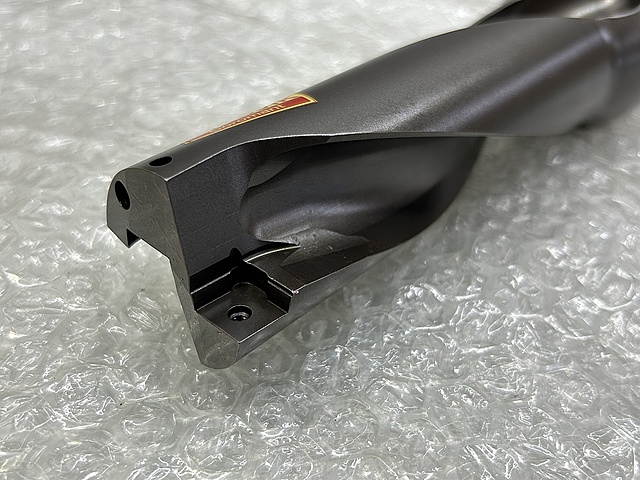 C135098 スローアウェイドリル サンドビック 880-D3900L40-03_2