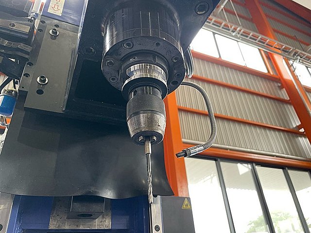 H018503 ＮＣサッシ加工機 フジ産業 FB-5000-12-ATC_2