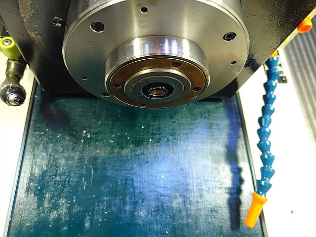 P008435 立型マシニングセンター 牧野フライス製作所 V22_3