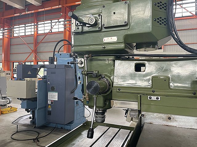H018509 ＮＣ立フライス 牧野フライス製作所 KEVA-55_6