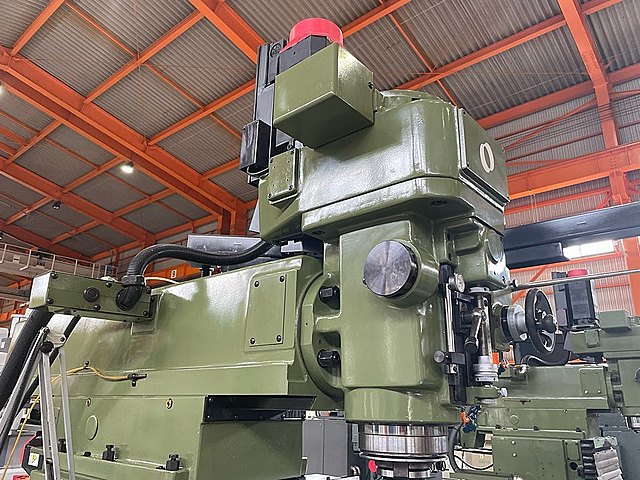 H018504 ＮＣ立フライス 牧野フライス製作所 AEV5-85_3