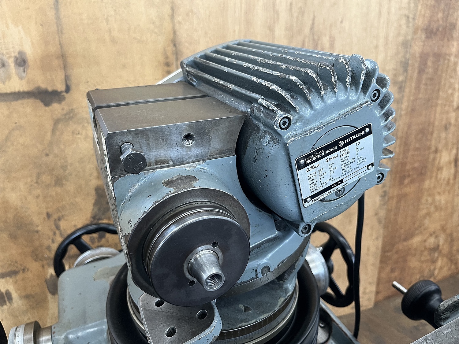 C164390 万能工具研削盤 牧野フライス製作所 C-40 | 株式会社 C164390 万能工具研削盤 牧野フライス製作所 C-40 | 株式会社