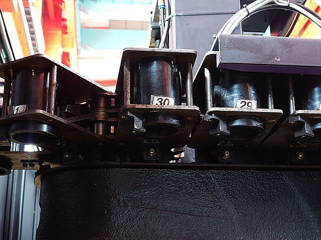 P008524 立型マシニングセンター ヤマザキマザック VTC-200C_14