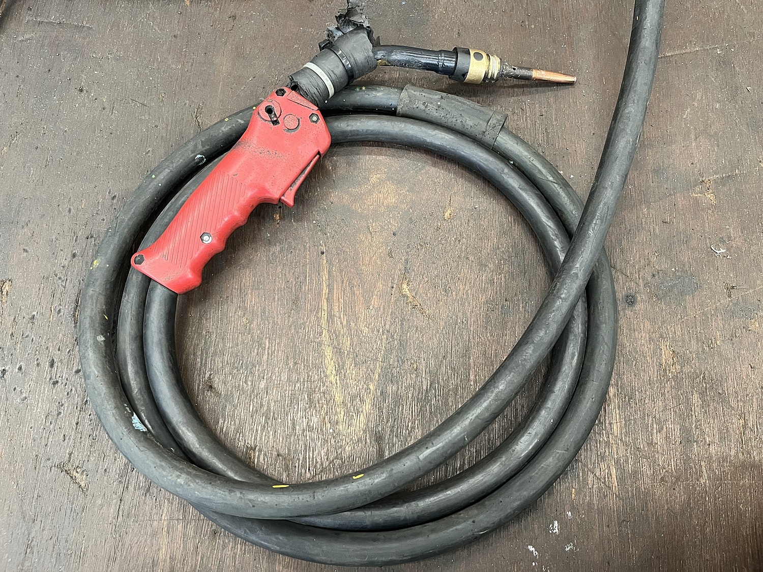 C163931 半自動溶接機 パナソニック YD-500KR2 | 株式会社 小林機械 C163931 半自動溶接機 パナソニック YD-500KR2 | 株式会社 小林機械