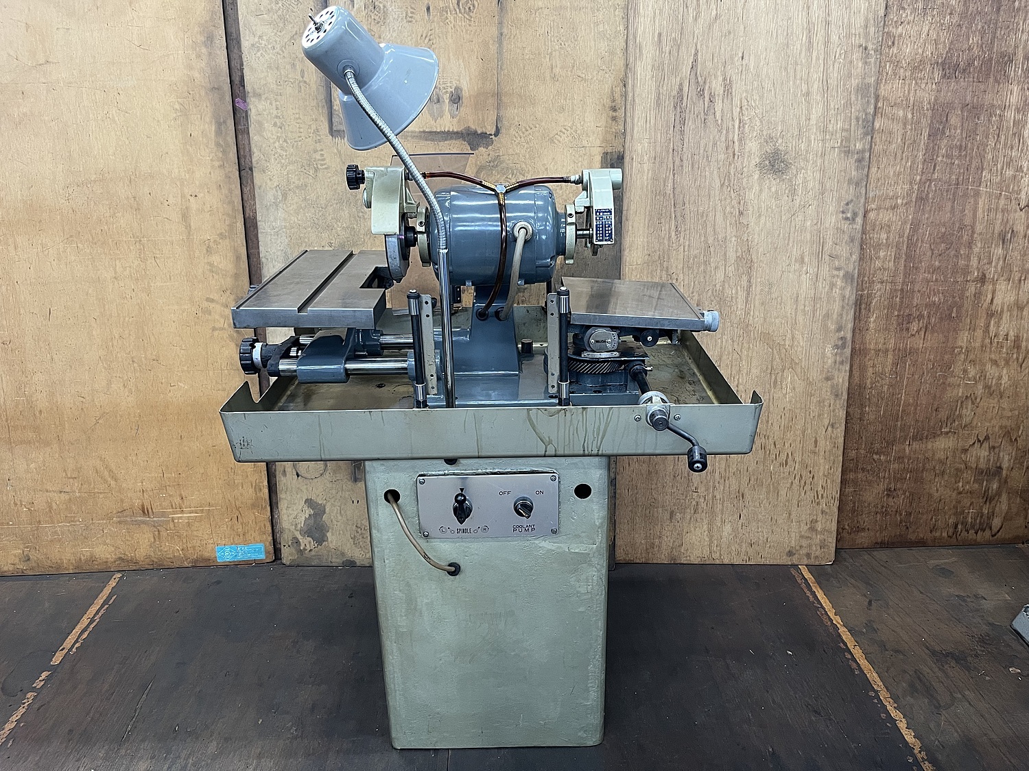 C166384 工具研削盤 ワイダ DW-31S | 株式会社 小林機械