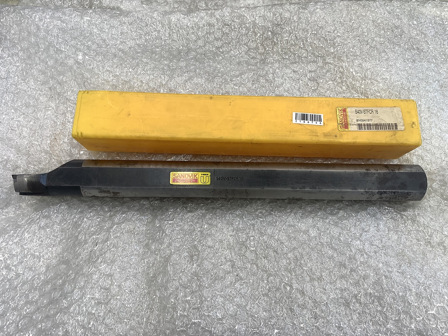 C166746 ボーリングバイトホルダー サンドビック S40V-STFCR16 | 株式