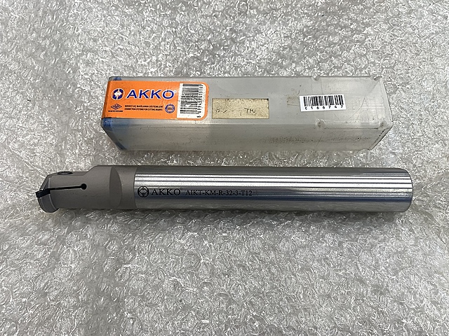 C166747 ボーリングバイトホルダー AKKO AIKT-KM-R-32-3-T12