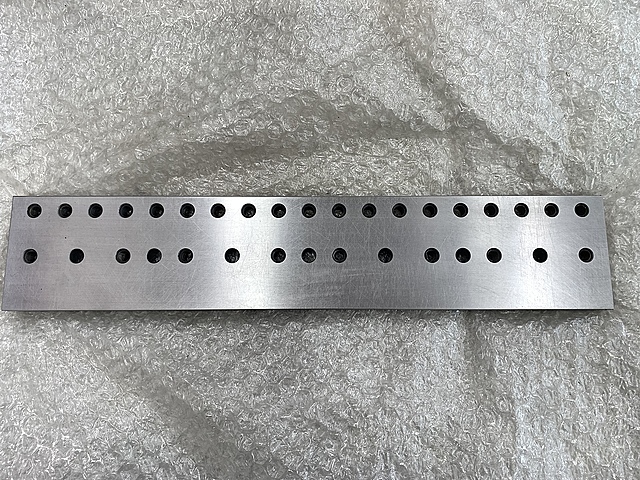 C167327 レール EROWA