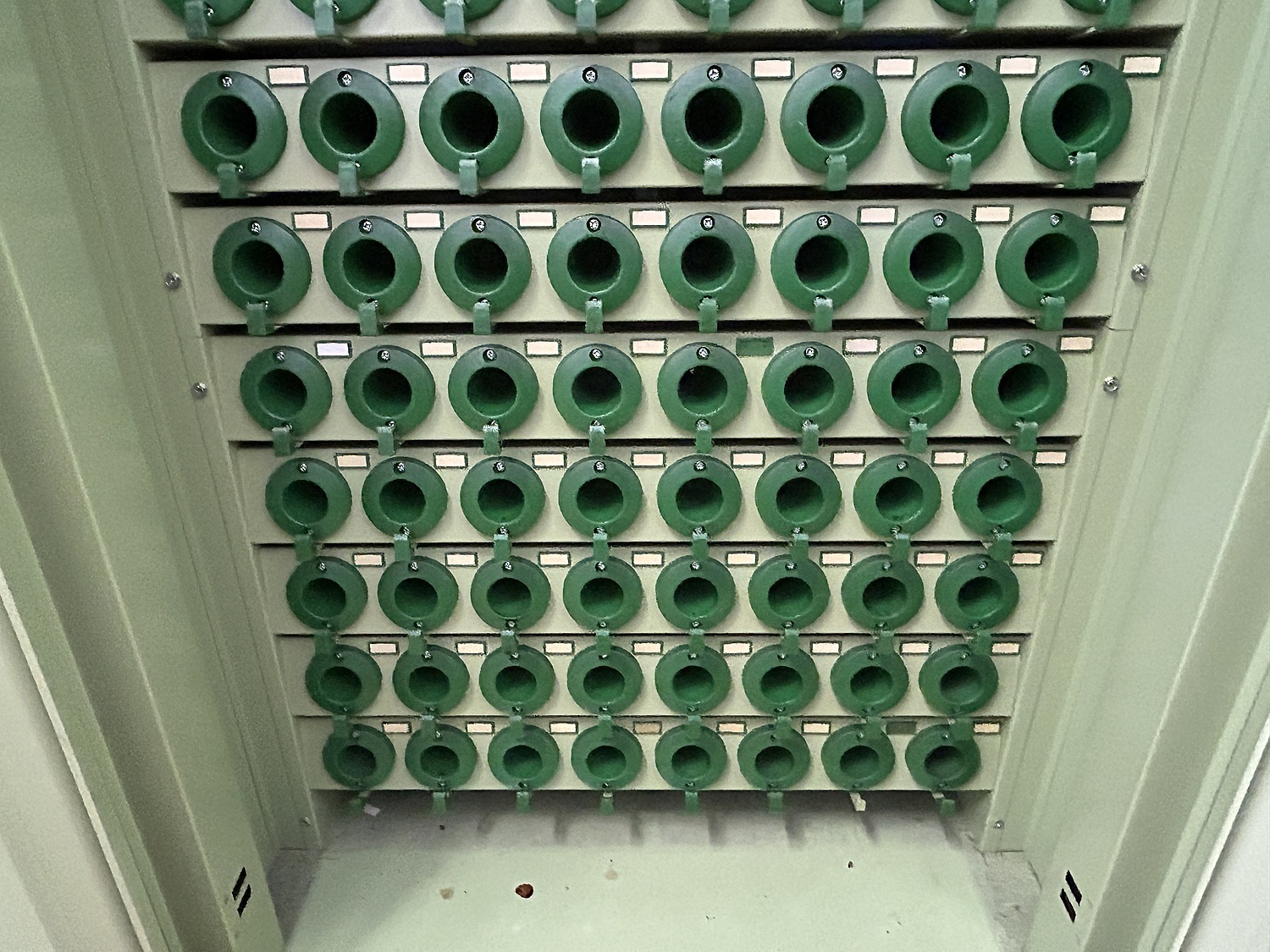 C167896 ツールラック サカエ BT40/HSK63 | 株式会社 小林機械