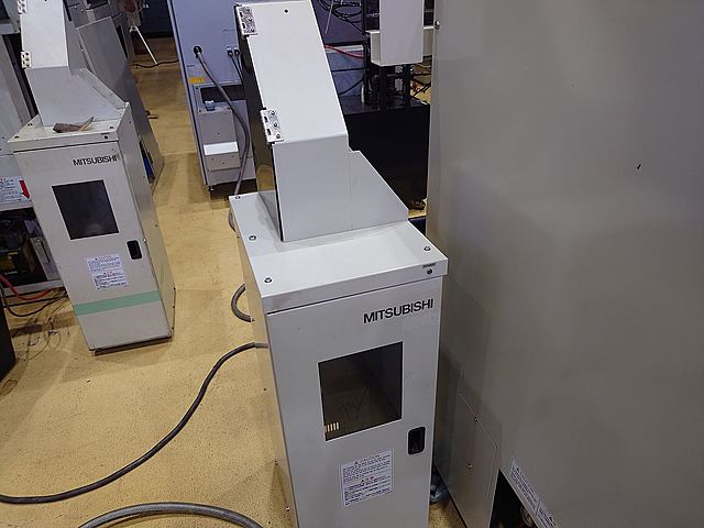 P008677 ＮＣワイヤーカット 三菱電機 FA20S-A_11