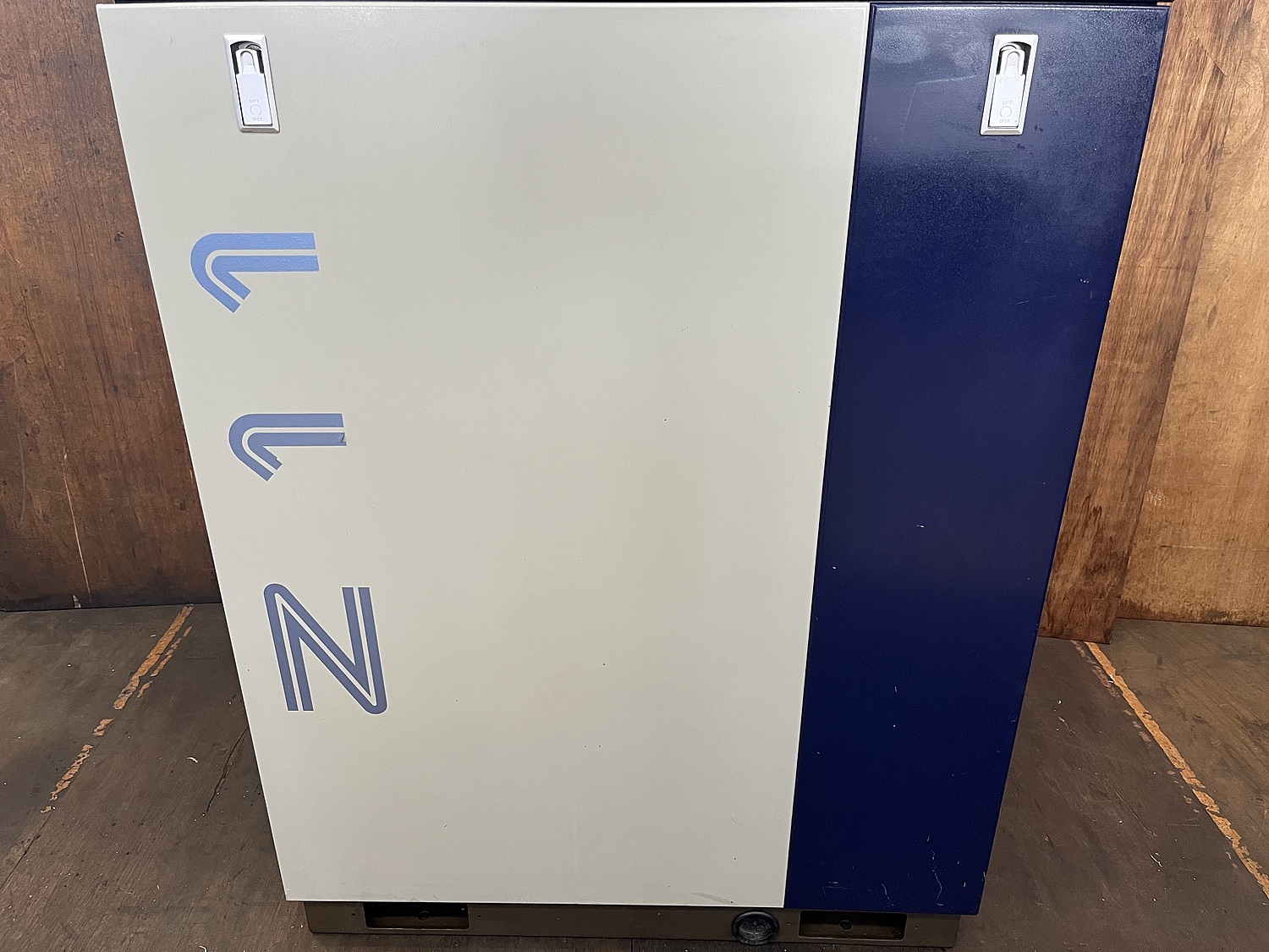 C171244 スクリューコンプレッサー 三井精機 Z116AS3-R | 株式会社