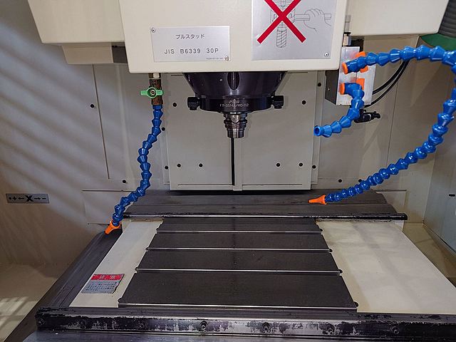 P008687 立型マシニングセンター 安田工業 YMC325_2
