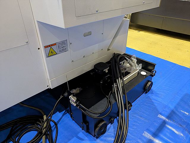 P008763 五軸加工機 ヤマザキマザック VARIAXIS J-500_12