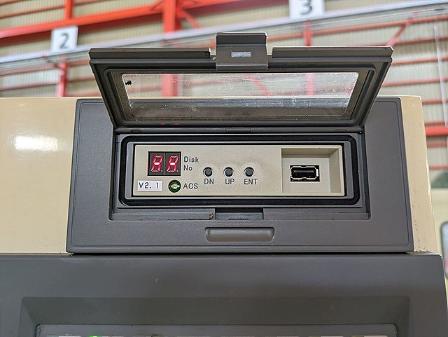 P008711 立型マシニングセンター 大隈豊和 MILLAC-561V_11