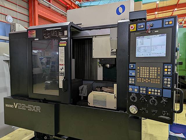 P008313 五軸加工機 牧野フライス製作所 V22-5XR_1