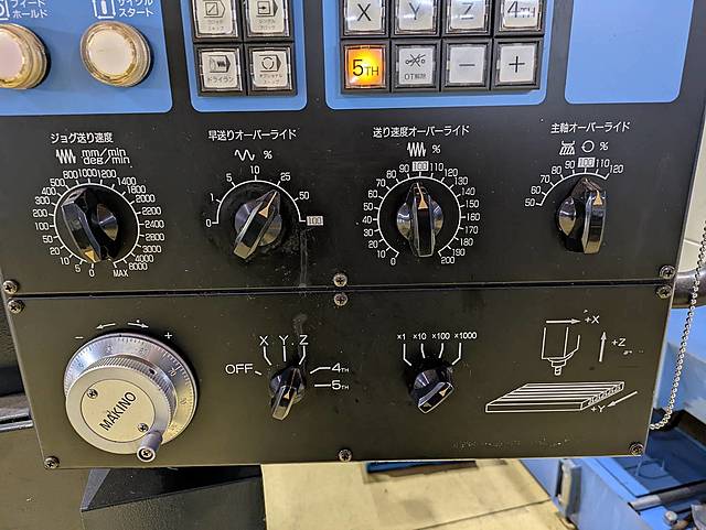 P008313 五軸加工機 牧野フライス製作所 V22-5XR_10