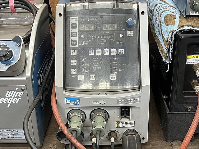 C141393 ＴＩＧ溶接機 ダイヘン DT-300P (S-2)_1