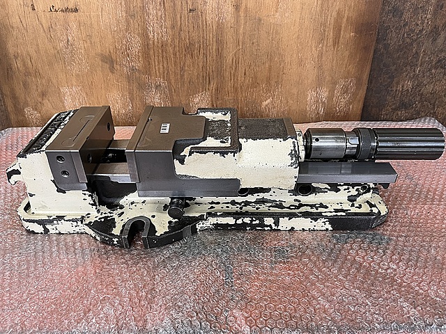 C167423 油圧バイス 津田駒 VH-150