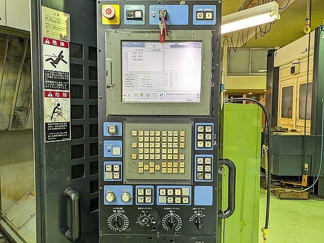 G005597 立型マシニングセンター 牧野フライス製作所 V56_3