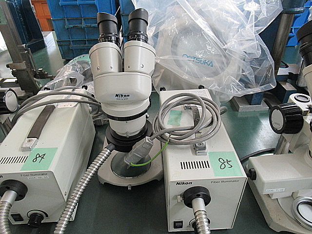 G005677 顕微鏡 ニコン