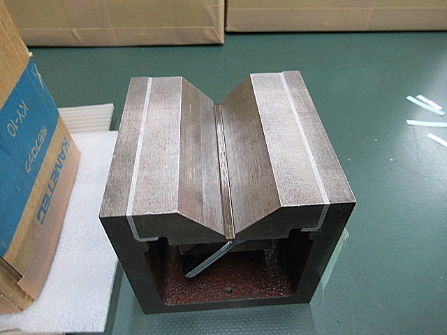G005687 マグネットブロック --