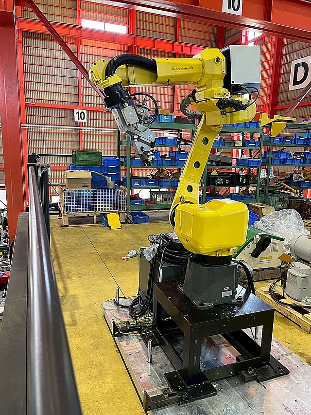 P008833 ロボット ファナック M-10iA_10