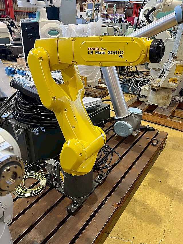 P008922 ロボット ファナック LR Mate 200iD/7L