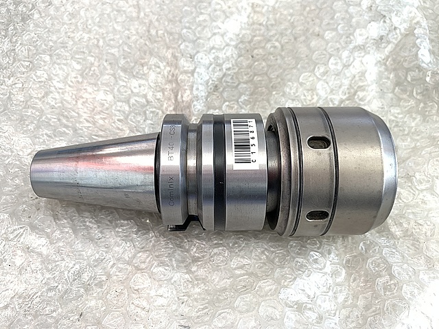 C123982 ミーリングチャック -- BT40-CS32-105