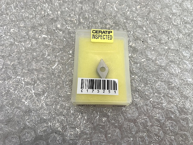 C175254 チップ 京セラ DCMT11T304SE-KPD001_0