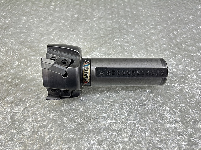 C134729 フェイスミルカッター 三菱 SE300R634S32