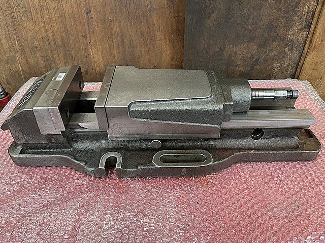 C175416 油圧バイス 武田機械 TK-150HVS