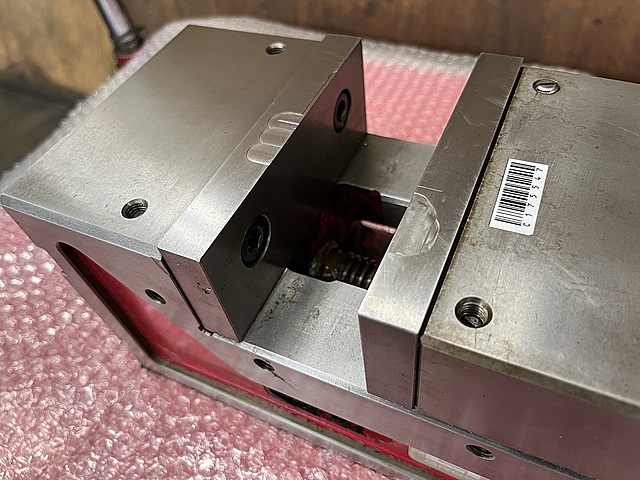 C175547 ロックタイト油圧バイス ナベヤ FA VISE125_1