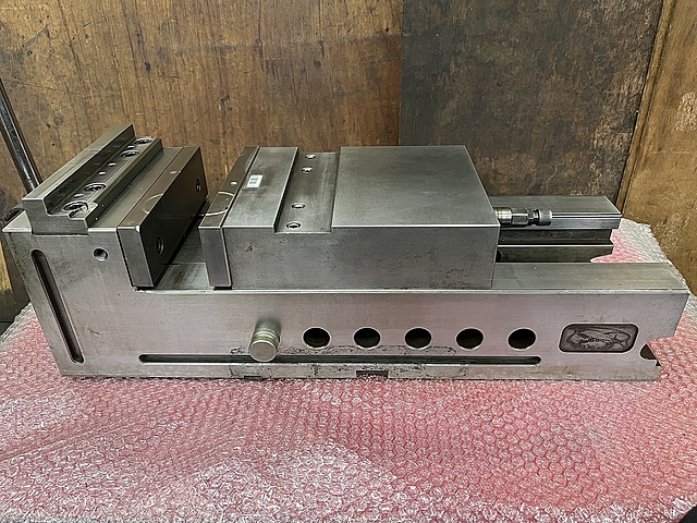 C175548 バイス --